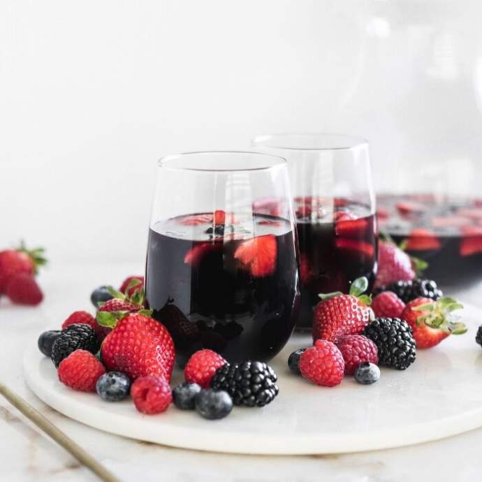 red_wine_berries_primitivo